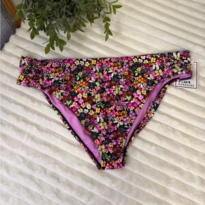 California Sunshine floral swim bottoms size 3X
